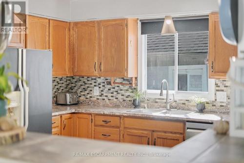 34 Grantham Avenue S, St. Catharines, ON 