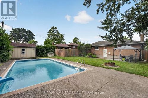 30 Collier Road N, Thorold, ON 