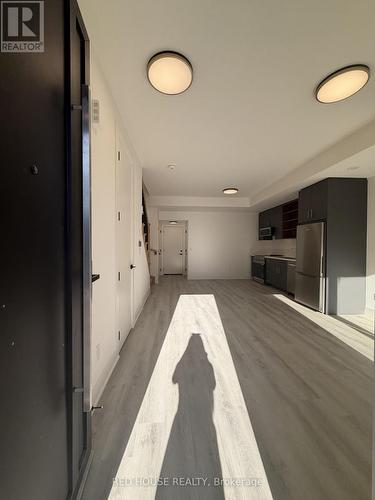 210 ELLIS AVENUE , St. Catharines, Ontario L2P 0G9 2