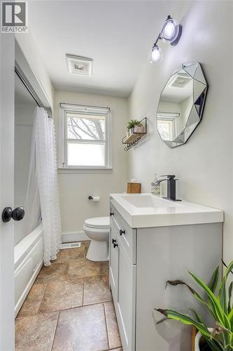 958 Hagle Street, Sarnia, ON 