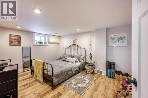 958 Hagle Street, Sarnia, ON 