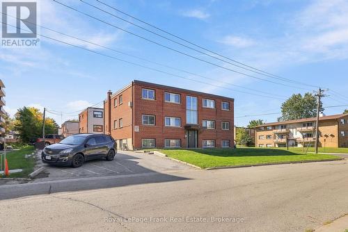 180 Nipigon Street, Oshawa (Mclaughlin), ON 