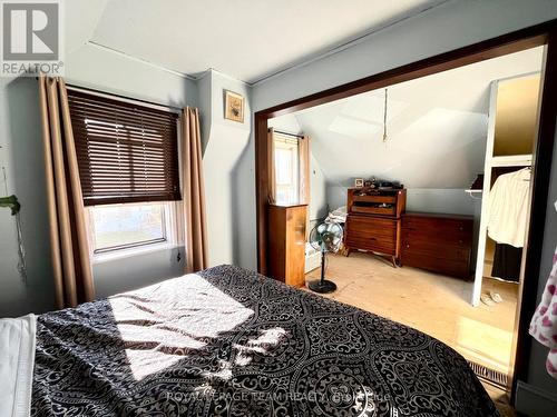 30 Gould Street, Whitewater Region, ON 
