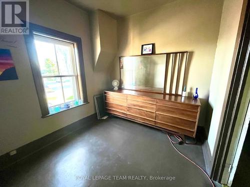 30 Gould Street, Whitewater Region, ON 
