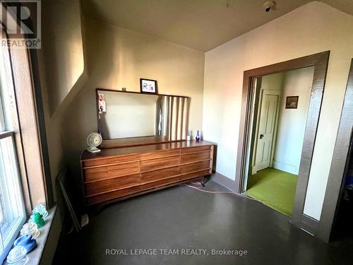 30 Gould Street, Whitewater Region, ON 