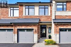 152 MATTINGLY WAY  Ottawa, ON K4M 0E2