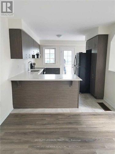 51 BLUEGILL CRESCENT , Whitby, Ontario L1P 0E4 4