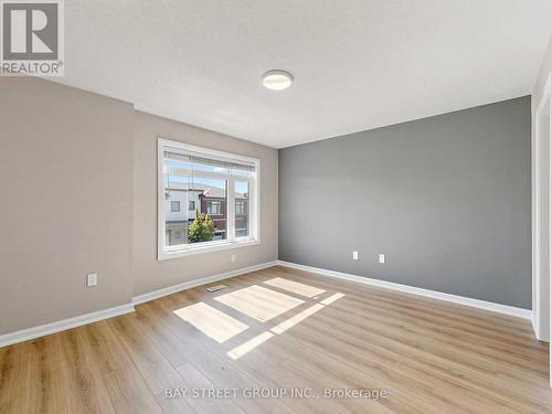 2 Longshore Way, Whitby, ON 