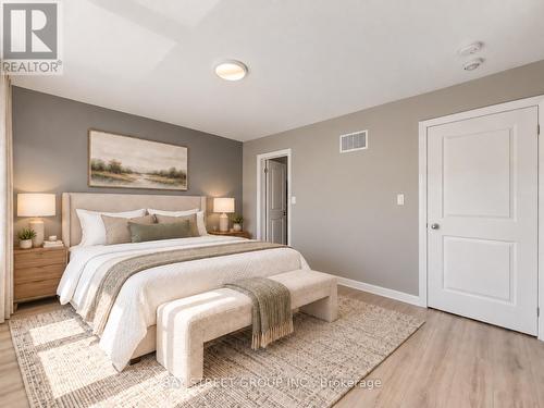 2 Longshore Way, Whitby, ON 