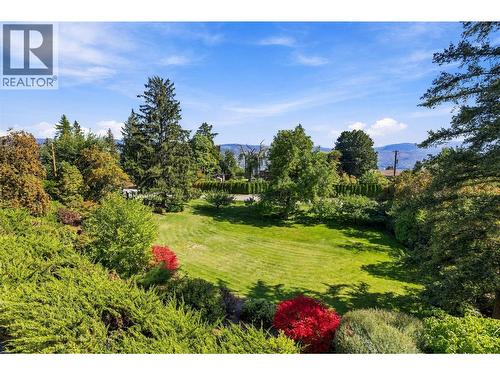 220 West Bench Drive, Penticton, BC 