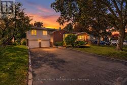 174 BAYVIEW FAIRWAYS DRIVE Markham, ON L3T 2Y8