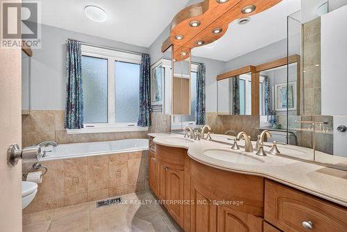 174 Bayview Fairways Drive, Markham, ON 