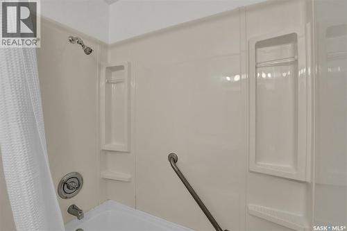 35 Litzenberger Crescent, Regina, SK 