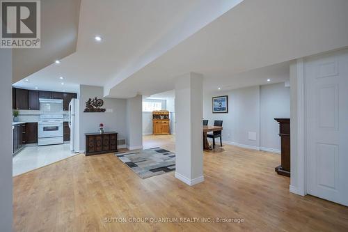 390 Wendall Place, Oakville, ON 