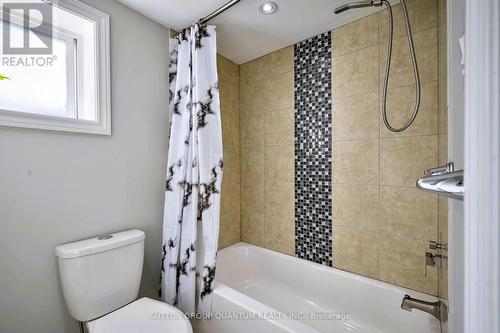 390 Wendall Place, Oakville, ON 