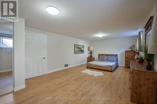 390 Wendall Place, Oakville, ON 