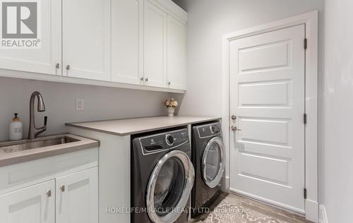 3330 Raspberry Bush Trail, Oakville, ON 