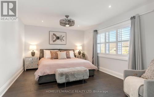 3330 Raspberry Bush Trail, Oakville, ON 