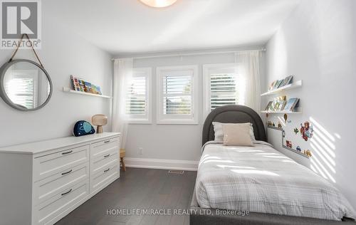 3330 Raspberry Bush Trail, Oakville, ON 
