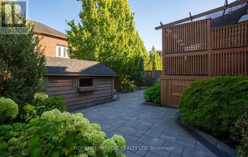3330 Raspberry Bush Trail, Oakville, ON 
