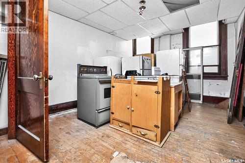 117-123 High Street W, Moose Jaw, SK 
