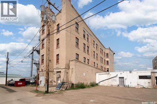 117-123 High Street W, Moose Jaw, SK 