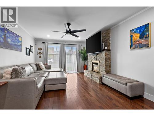 384 Arrowstone Drive, Kamloops, BC 