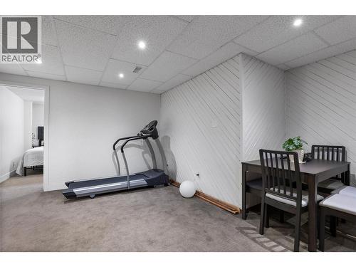 384 Arrowstone Drive, Kamloops, BC 