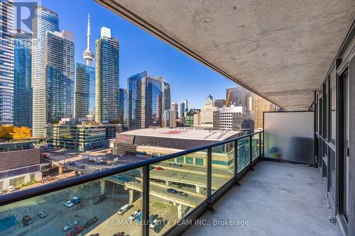 1502 - 33 Bay Street, Toronto, ON 
