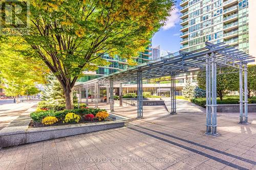 1502 - 33 Bay Street, Toronto, ON 