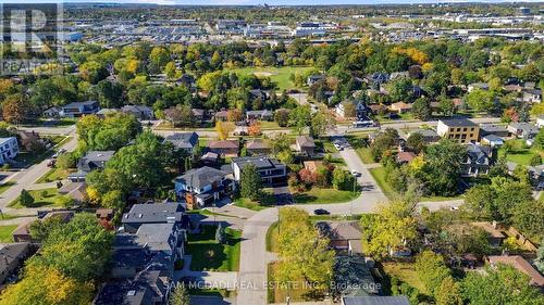 468 Saville Crescent, Oakville, ON 
