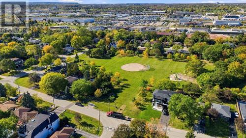 468 Saville Crescent, Oakville, ON 