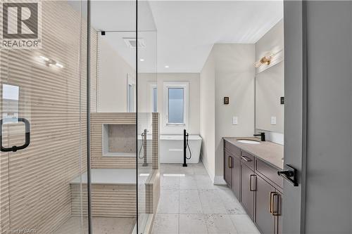8905 Angie Drive, Niagara Falls, ON 