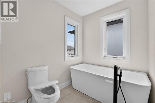 8905 Angie Drive, Niagara Falls, ON 