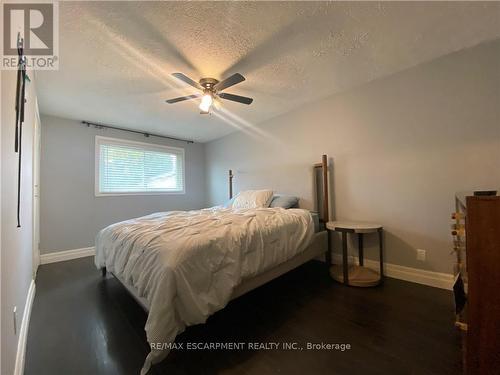 24 Queenslea Drive, Hamilton, ON 