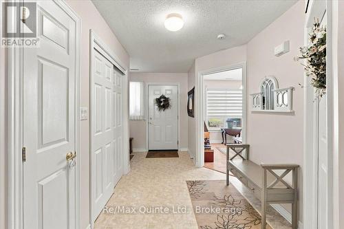 14 - 15 Aldersgate Drive, Belleville (Belleville Ward), ON 