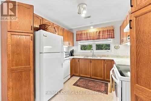 14 - 15 Aldersgate Drive, Belleville (Belleville Ward), ON 