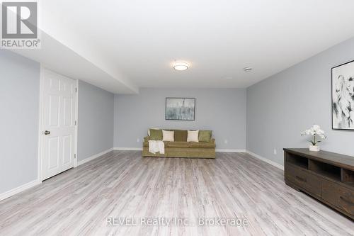 38 Sandalwood Common, St. Catharines (Port Weller), ON 
