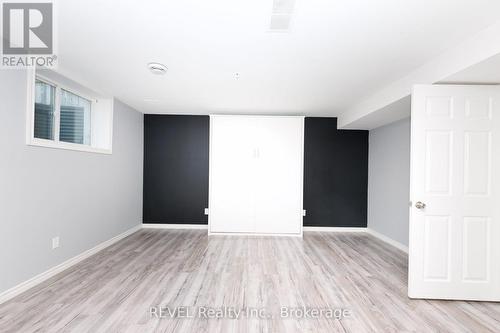 38 Sandalwood Common, St. Catharines (Port Weller), ON 
