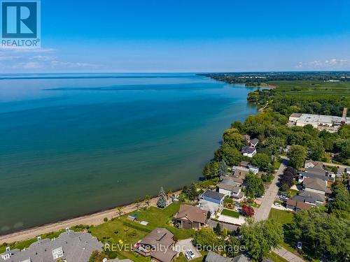 38 Sandalwood Common, St. Catharines (Port Weller), ON 