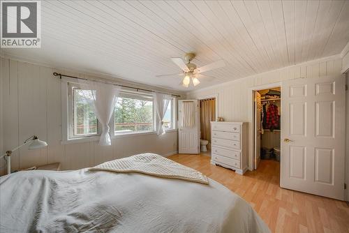 Primary bedroom - 2396 Nault Road, Pass Creek, BC 