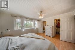 Primary bedroom - 