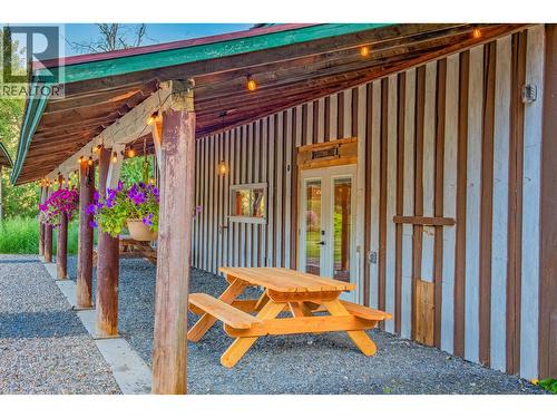 Private driveway to rental - 2396 Nault Road, Pass Creek, BC 