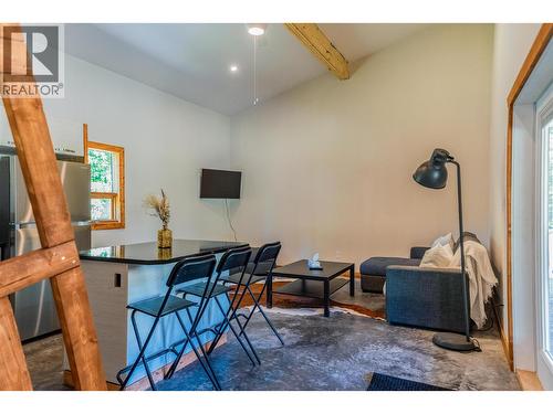 2396 Nault Road, Pass Creek, BC 