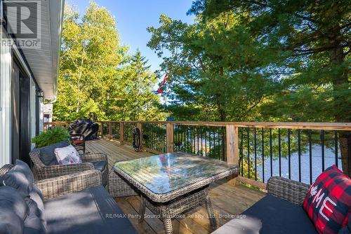 Private wrap around deck viewing lake - 168B Isabella Lake Road, Seguin, ON 