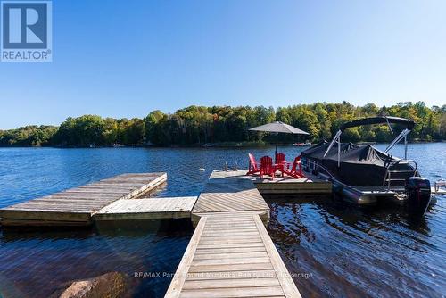 Great swimming, fishing, boating - 168B Isabella Lake Road, Seguin, ON 