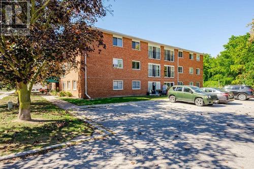 302 - 136 Ware Street, Peterborough (Town Ward 3), ON 