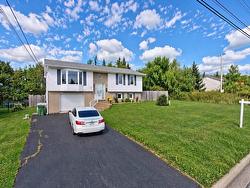 111 Shrewsbury Road  Dartmouth, NS B2V 2R6