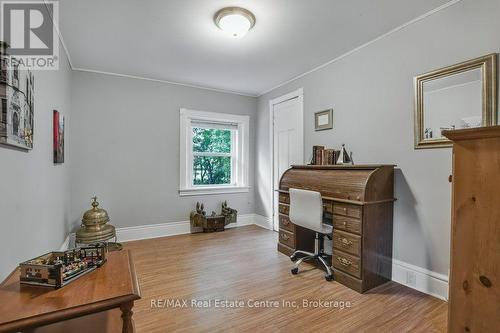 207 Waterloo Avenue, Guelph (Junction/Onward Willow), ON 