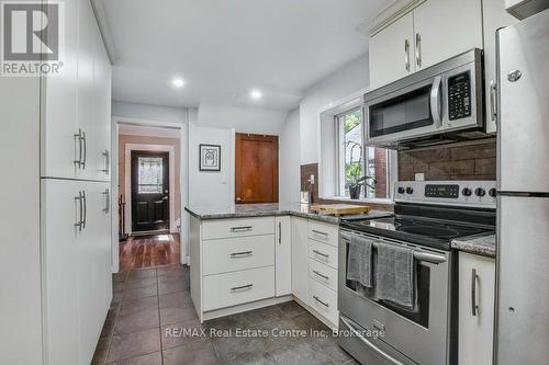 207 Waterloo Avenue, Guelph (Junction/Onward Willow), ON 